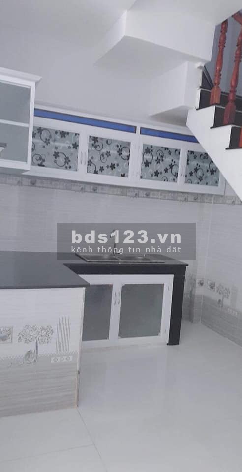 Hẻm 4m, gần xe hơi tránh, diện tích 30m, Tân Thới Hiệp Quận 12, ngang 4x6.5, 2 tầng chỉ 2 tỷ