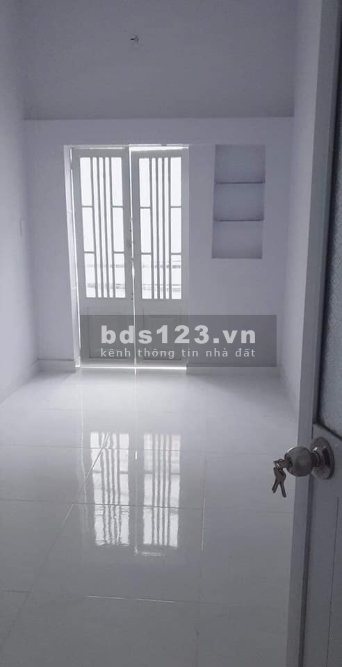 Hẻm 4m, gần xe hơi tránh, diện tích 30m, Tân Thới Hiệp Quận 12, ngang 4x6.5, 2 tầng chỉ 2 tỷ