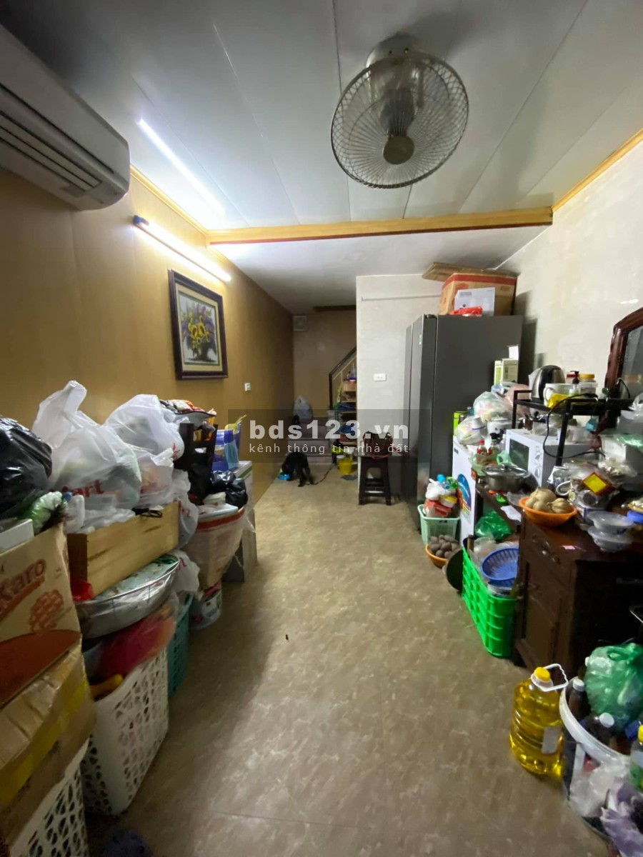 Bán nhà 4 tầng Phố Núi Trúc - Giảng Võ, ô tô đỗ cửa giá bán 2,64 tỷ lh 0961553266