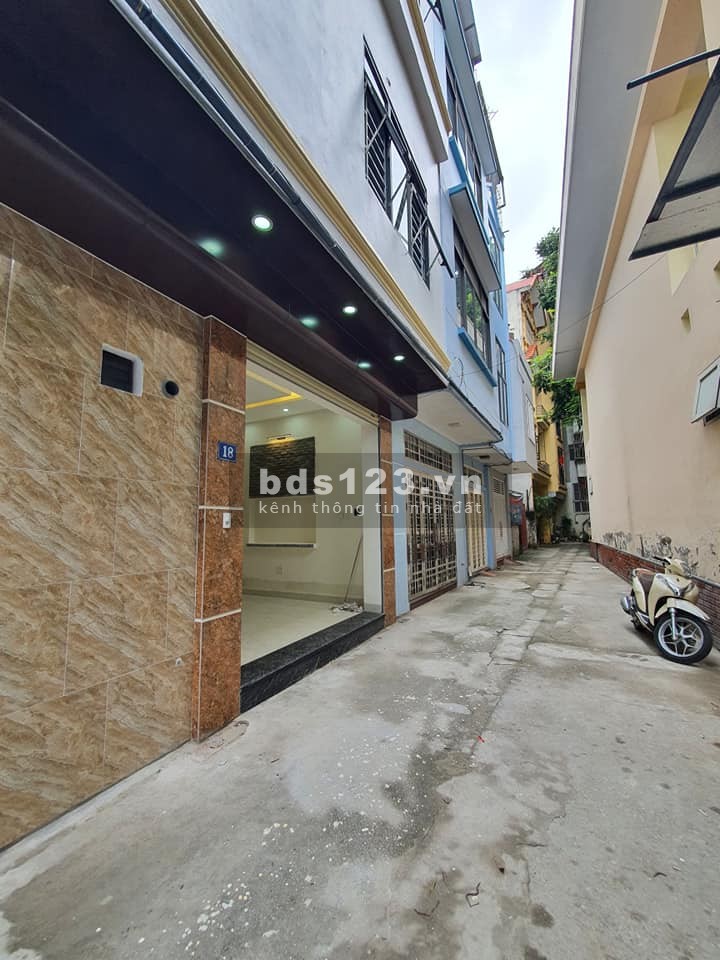 3,15 tỷ - Quá đỉnh cho 1 căn nhà lô góc ô tô đỗ cửa ngay trung tâm Quận Hà Đông