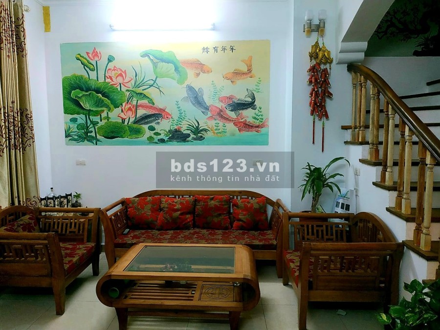 Nhà nguyên căn cần bán tại Giang Biên, Long Biên, dtsd 63m2, 4 tầng, nhỉnh 3 tỷ, lh 0911910586