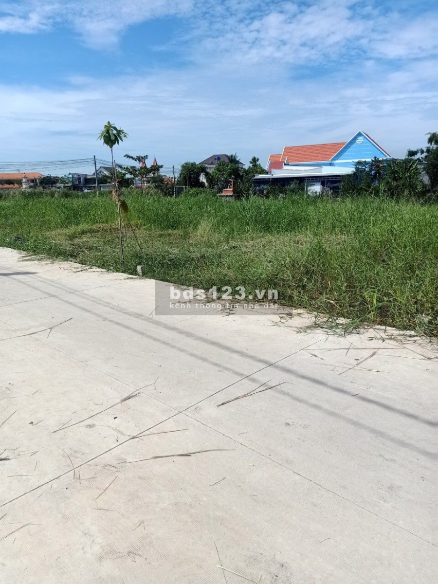 Đất nền khu dân cư Tân Kim diện tích sử dụng 107m2 giá 1.52 tỷ, thương lượng, lh 0359323579