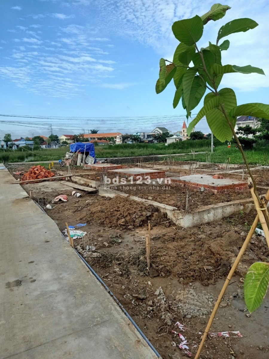 Đất nền khu dân cư Tân Kim diện tích sử dụng 107m2 giá 1.52 tỷ, thương lượng, lh 0359323579