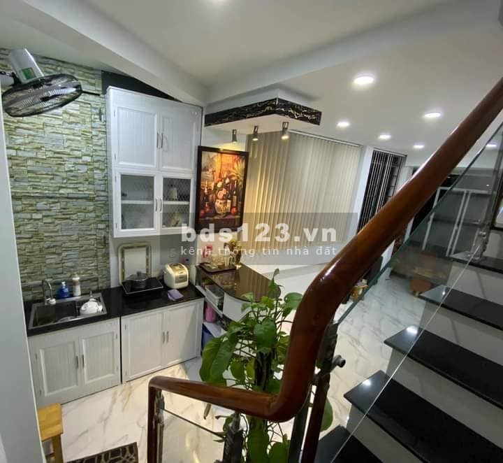 Bán nhà nguyên căn xinh, hẻm xe hơi Quang Trung Gò Vấp, giá siêu rẻ, kết cấu 1 trệt 2 lầu