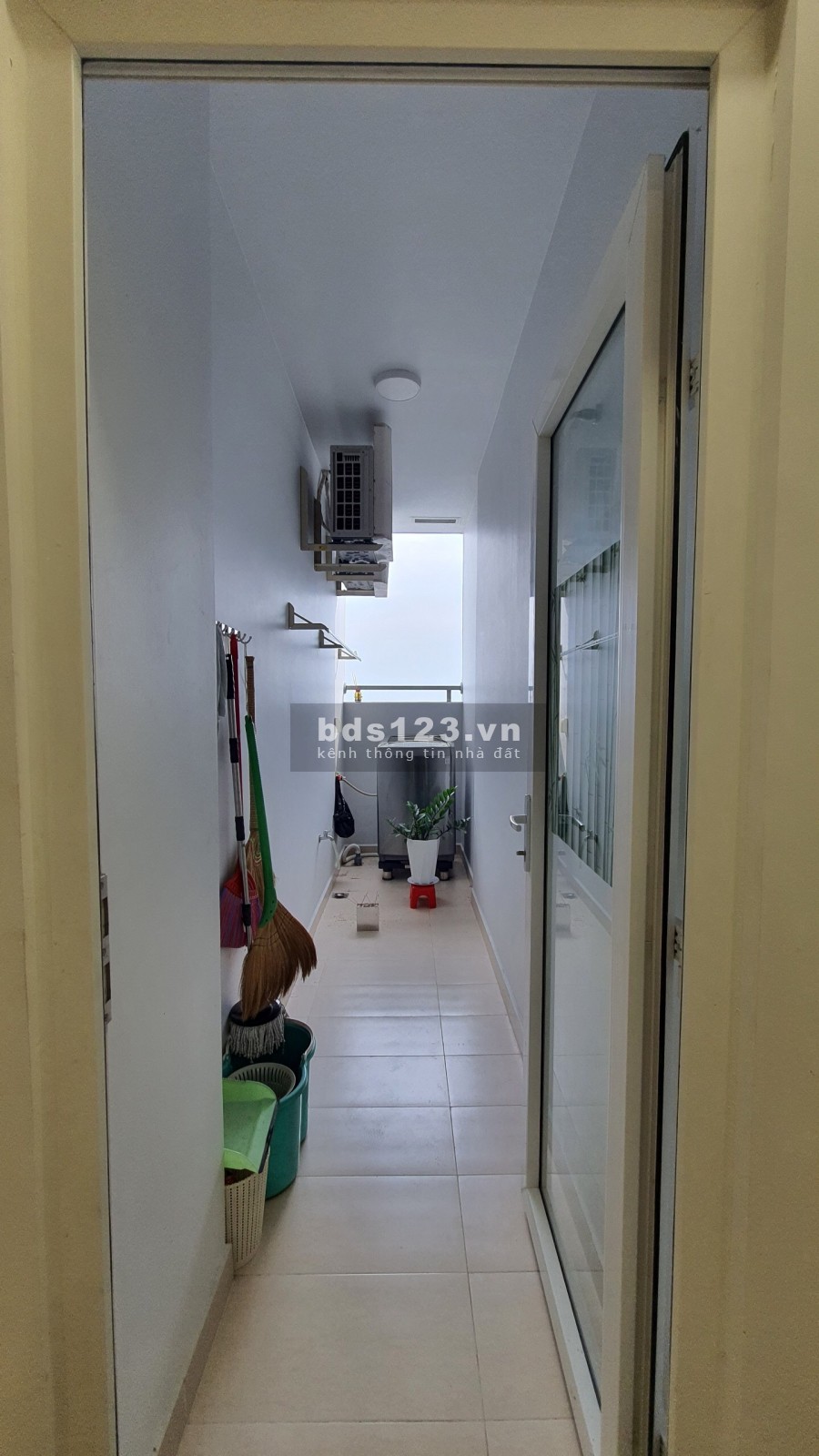Cho thuê căn 1Phòng ngủ 53m2 ,full nội thất Moonlight Boulevard 510 Kinh Dương Vương Bình Tân