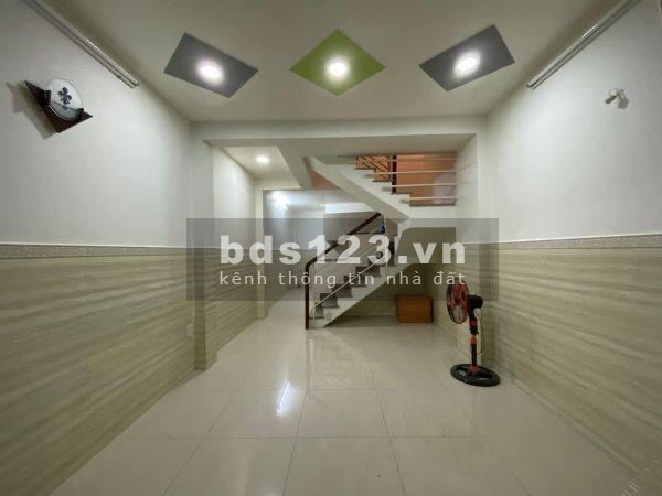Bán nhà nguyên căn vị trí đắc địa ngay công viên Khánh Hội, khu dân cư an sinh, giá bán 4.35 tỷ