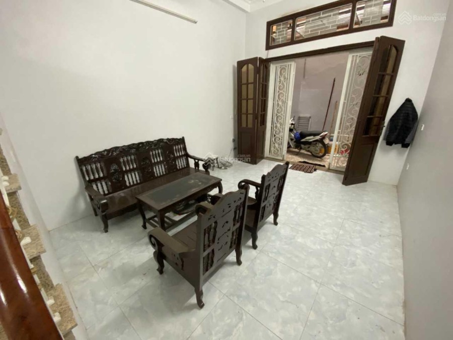 Bán gấp nhà ngõ 108 Nguyễn Trãi, Thanh Xuân,DT 35M, 5 TẦNG, MT 5m, giá bán 3.05 tỷ.