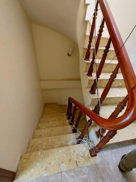 10m ra mặt đường Láng, nhà 4 tầng xách vali về ở luôn, ngõ thông các ngả giá bán 4.35 tỷ