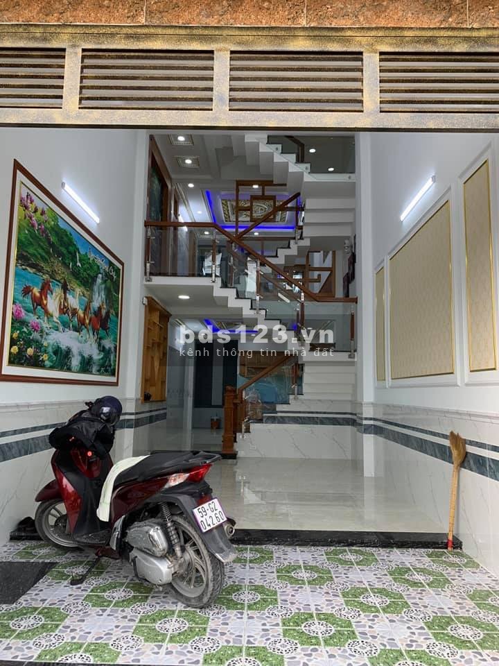 Bán gấp nhà 4 Tầng mới, HXH đường Lâm Thị Hố, Tân Chánh Hiệp Q12, SHR, DT 60 m2, chỉ 5.2 tỷ