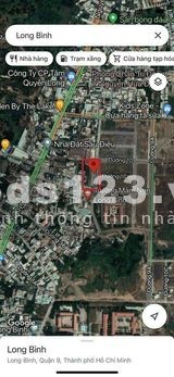 Cần bán gấp lô đất có sẵn sổ mặt tiền 20m, cạnh trường học quận 9, kinh doanh rất tốt.