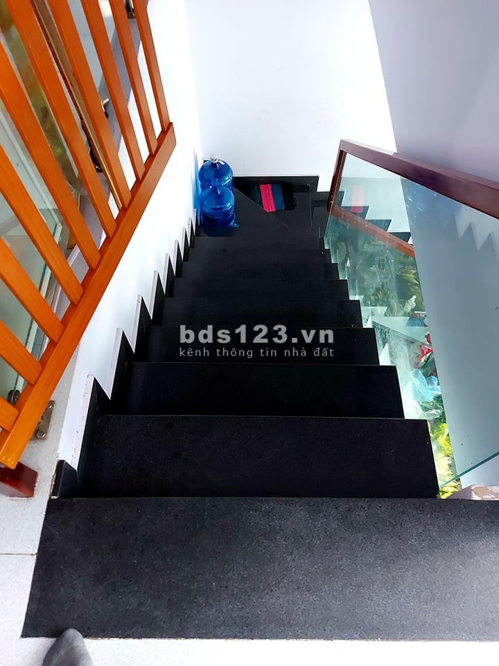 Nhà nguyên căn dt 4.5x21m Nguyễn Quý Anh, HXH gần dại học công nghiệp thực phẩm giá 6 tỷ