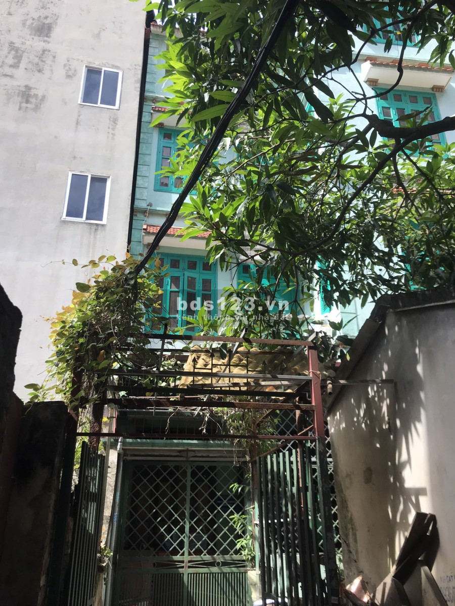 Chinh chủ gửi bán nhà 4 tầng đúc kiên cố ngõ Cầu Diễn diện tích 50m2 mt 8m giá 3.95 tỷ