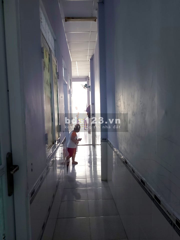 Nhà nguyên căn dt 4.5x21m Nguyễn Quý Anh, HXH gần dại học công nghiệp thực phẩm giá 6 tỷ