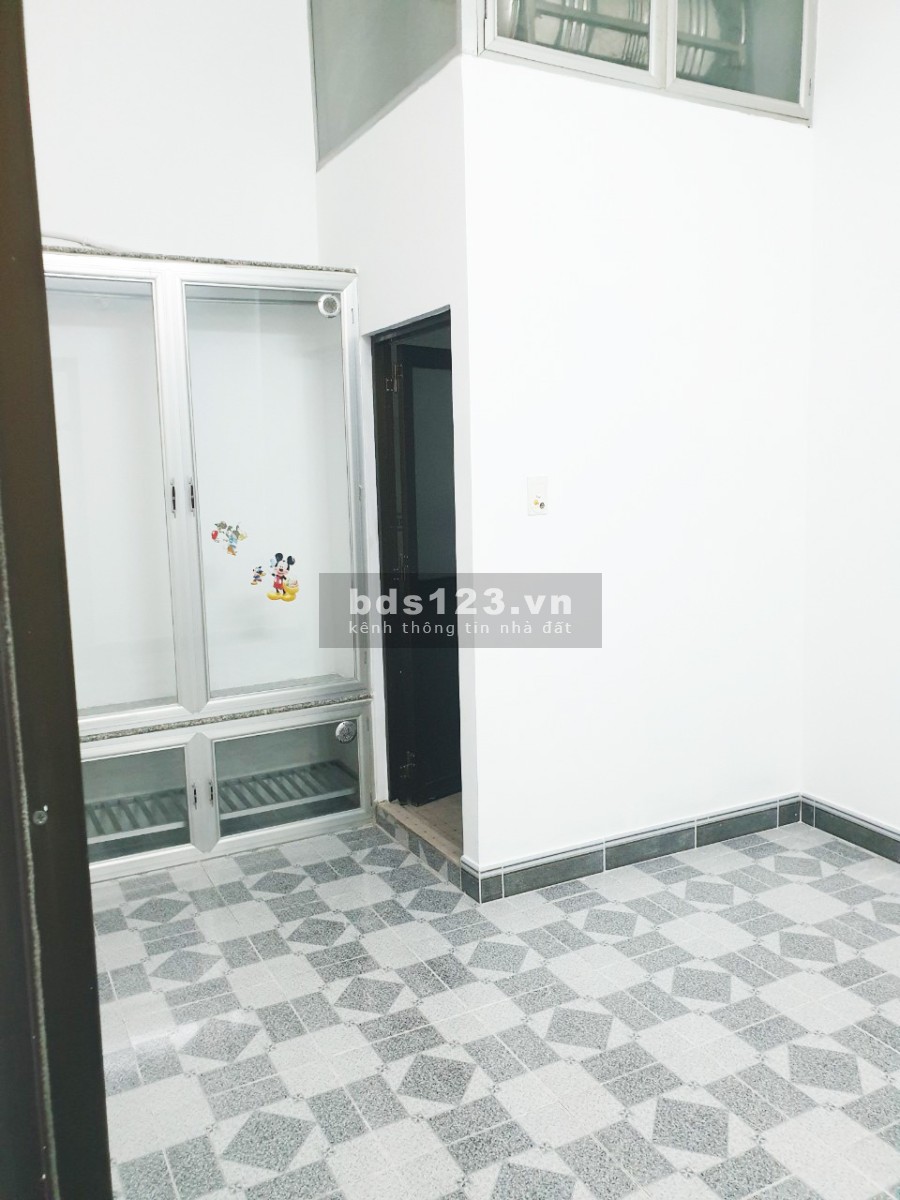 Bán nhà 1 lầu hẻm 102 đường Huỳnh Tấn Phát P. Tân Thuận Tây, Quận 7 sổ hồng riêng