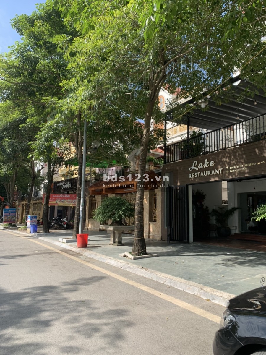 Bán lô biệt thự mặt hồ hót nhất tại khu đô thị thành phố giao lưu giá bán chỉ 225 triệu/m2