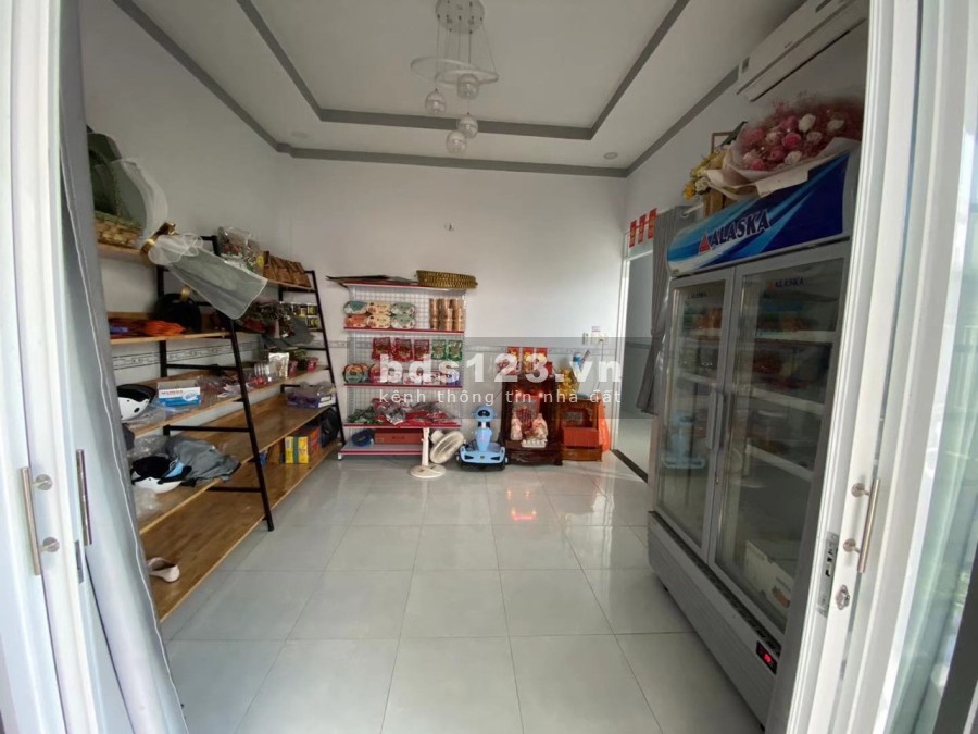 Bán lại căn nhà diện tích 125m2(5x25 ) khu dân cư đông đúc, gần chợ bún lh 0358876293