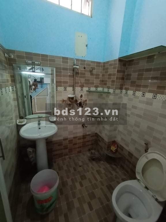 Bán gấp rẻ nhất khu vực nhà dt 8x9 2 tầng tại Tô Hiệu phường Tân Thới Hòa Quận Tân Phú