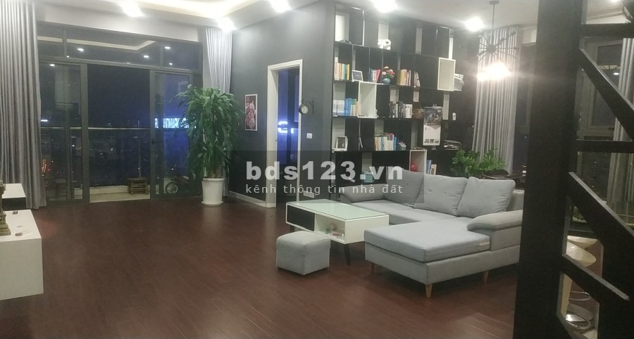Chính chủ cần bán căn hộ chung cư cao cấp Sunsquare, ngay ngã tư lê đức thọ, diện tích 105m2