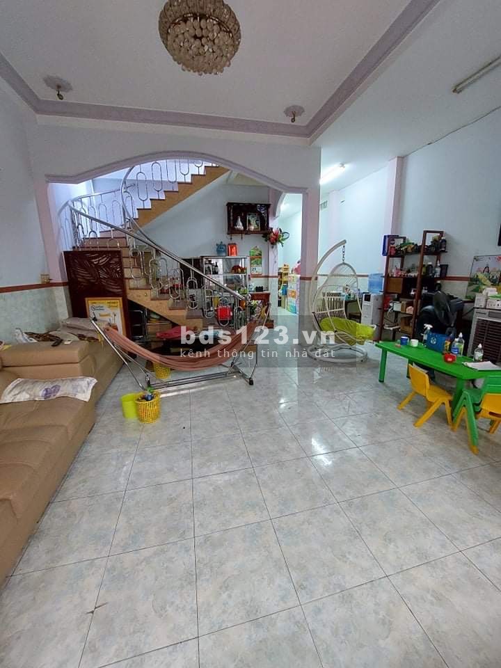 Bán gấp rẻ nhất khu vực nhà dt 8x9 2 tầng tại Tô Hiệu phường Tân Thới Hòa Quận Tân Phú