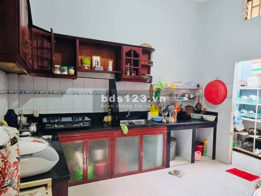 (Quận 12)Nhà cần bán gấp, hẻm 6m, ngã tư Tân Thới Hiệp, diện tích 84m2, giá bán 3.55 tỷ