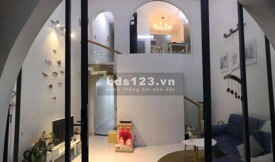 Nhà nguyên căn đẹp mặt tiền Quận 2 diện tích sử dụng 65.3m2 giá bán chỉ 6tỷ3 sổ sẵn