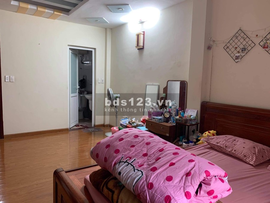 Bán gấp nhà 5 tầng siêu đẹp Đê La Thành, p.Ô Chợ Dừa, Quận Đống Đa, dtsd 40m2, giá 3,95 tỷ