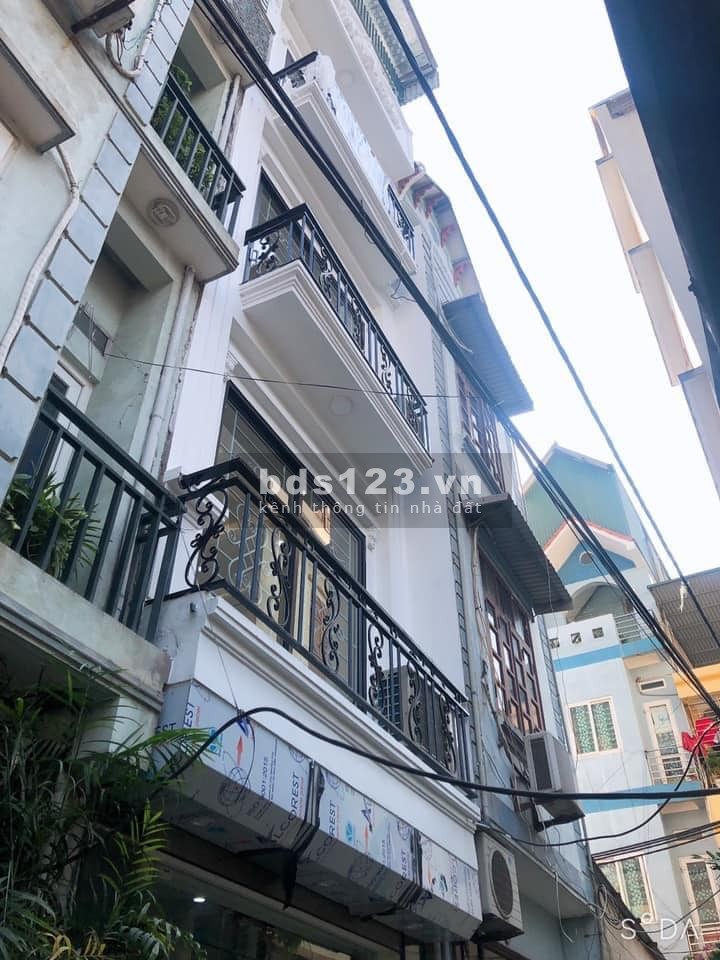Cần bán gấp diện tích 30m2 đúc kiên cố 5 tầng mặt tiền 3.3m chỉ có 4.3 tỷ, Quang Trung Hà Đông