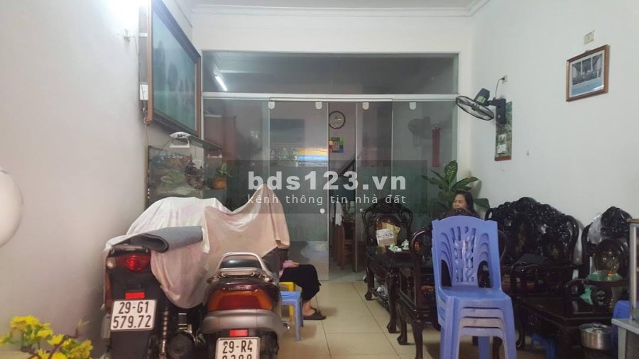 Bán nhà mặt phố Nguyễn Ngọc Nại, diện tích sử dụng 62m2 giá 13.5 tỷ sổ chính chủ
