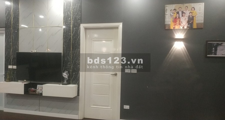 Chính chủ cần bán căn hộ chung cư cao cấp Sunsquare, ngay ngã tư lê đức thọ, diện tích 105m2