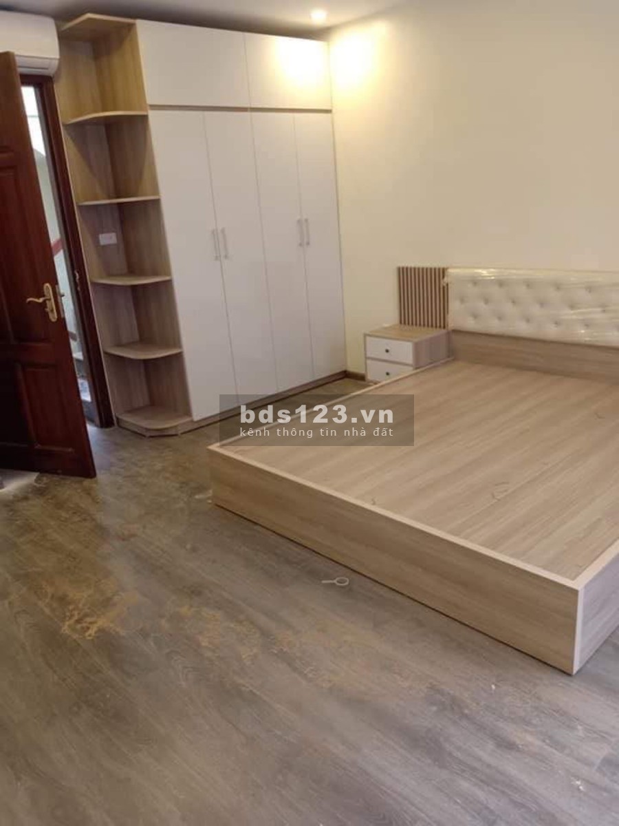 Bán nhà phố Hoa Bằng dt 48m2 5 tầng nhà mới xây đẹp chắc chắn, full nội thất mới tinh