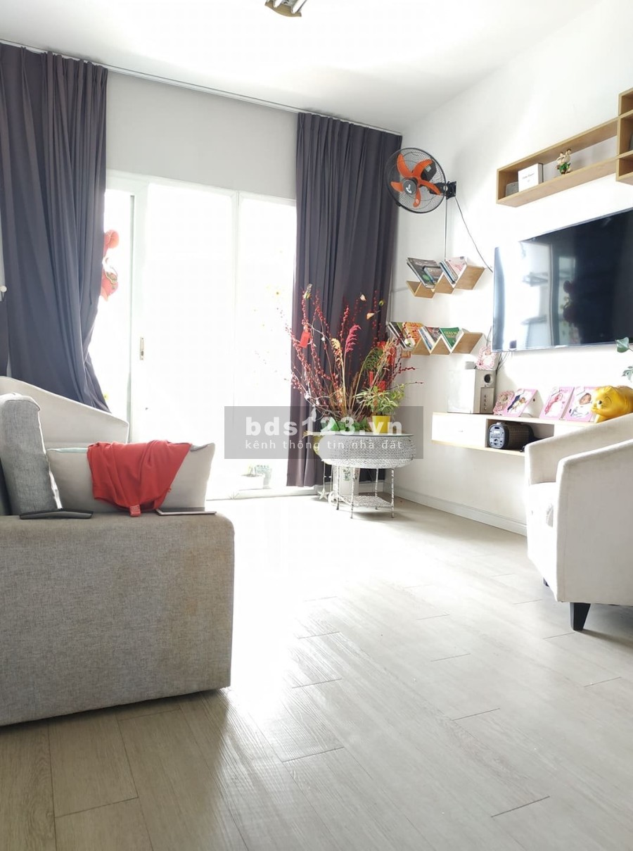 Chính chủ bán căn hộ 2PN chung cư Sunview 1&2, có sổ hồng, đầy đủ nội thất