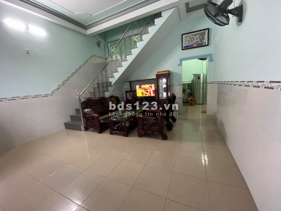 Bán gấp nhà hẻm 4m Phú THọ Hòa Tân Phú dtsd 80m2 2 tầng nhỉnh 5 tỷ lh 0896721788