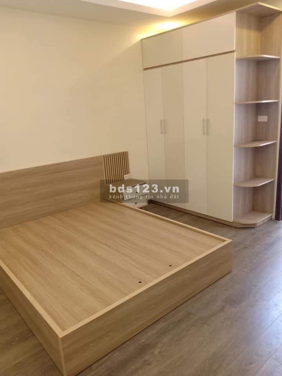 Bán nhà phố Hoa Bằng dt 48m2 5 tầng nhà mới xây đẹp chắc chắn, full nội thất mới tinh