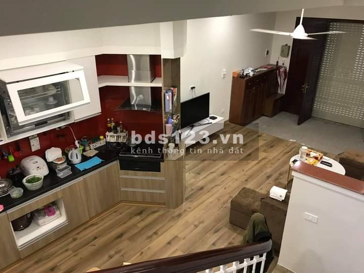 Bán nhà nguyên căn siêu hot ngõ 535 Lạc Long Quân, diện tích 45m×4, mt 4.5m, giá bán 5.9 tỷ