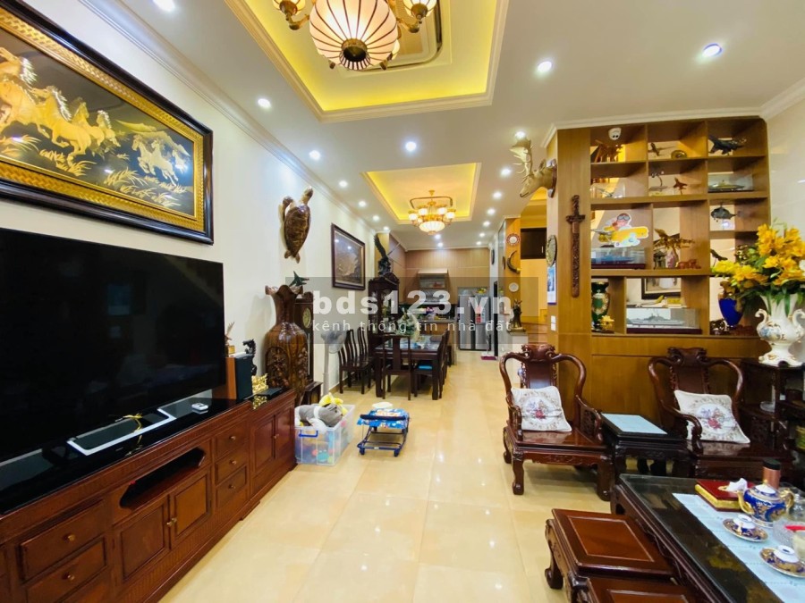 Bán nhà Hoàng Văn Thái, Quận Thanh Xuân, phân lô Quân Đội dtsd 102m2, 5 tầng, nhỉnh 14 tỷ