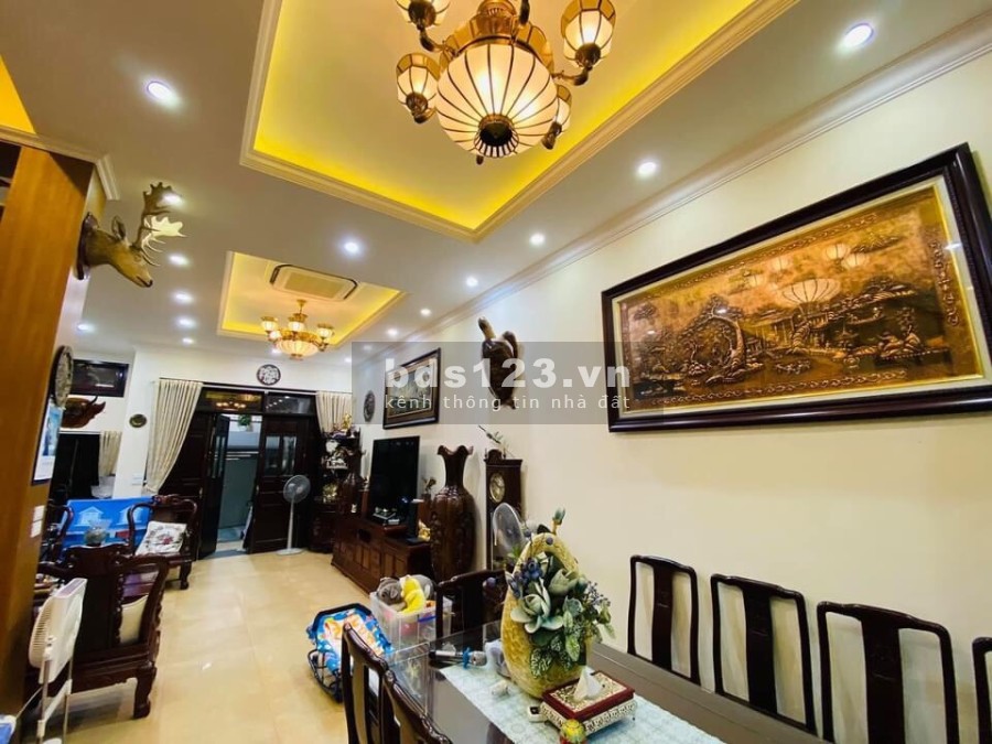Bán nhà Hoàng Văn Thái, Quận Thanh Xuân, phân lô Quân Đội dtsd 102m2, 5 tầng, nhỉnh 14 tỷ