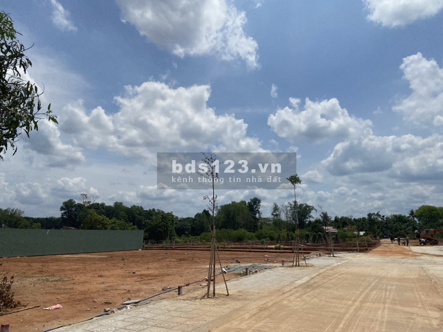 Bán gấp lô đất Phú Mỹ diện tích sử dụng 120m2 giá 950 triệu ngân hàng hỗ trợ vay, lh 0359532440