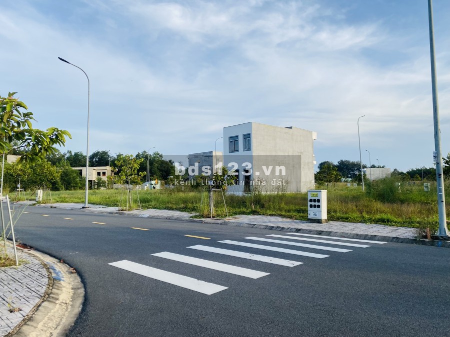 Kẹt tiền chính chủ bán gấp lô đất mặt tiên DT742 ngay khu công nghiệp Visip 2, pháp lý đủ