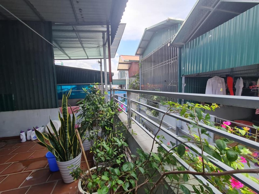 Phân Lô, Ôtô Nguyễn Sơn Long Biên nhà đẹp full nội thất 35m2, 5T, Mt 4m hơn 3 tỷ.