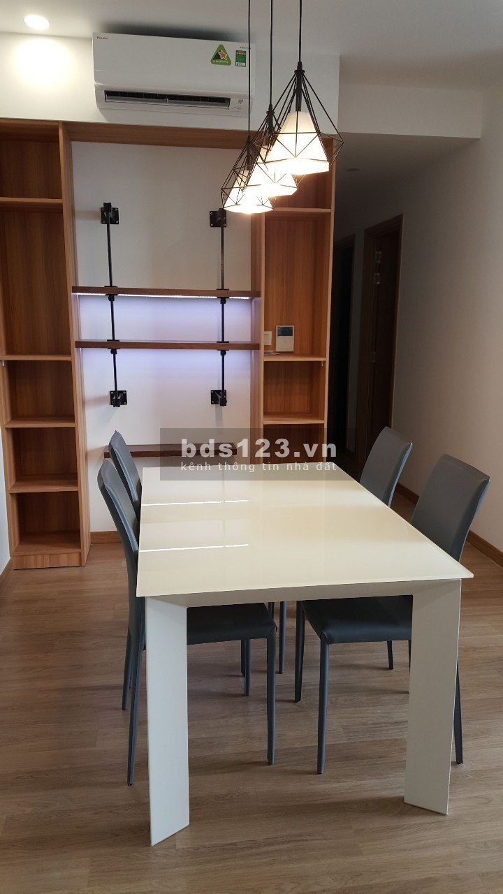 Bán căn hộ 3 pn cc Palm Heights nội thất mới 100% view sông gió mát cả ngày, giá 5.98 tỷ bao phí