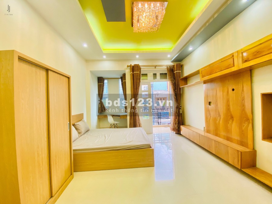 JinJoo Hoàng Hoa Thám Bình Thạnh giá chỉ từ 5tr4 liên hệ xem phòng 0777860004