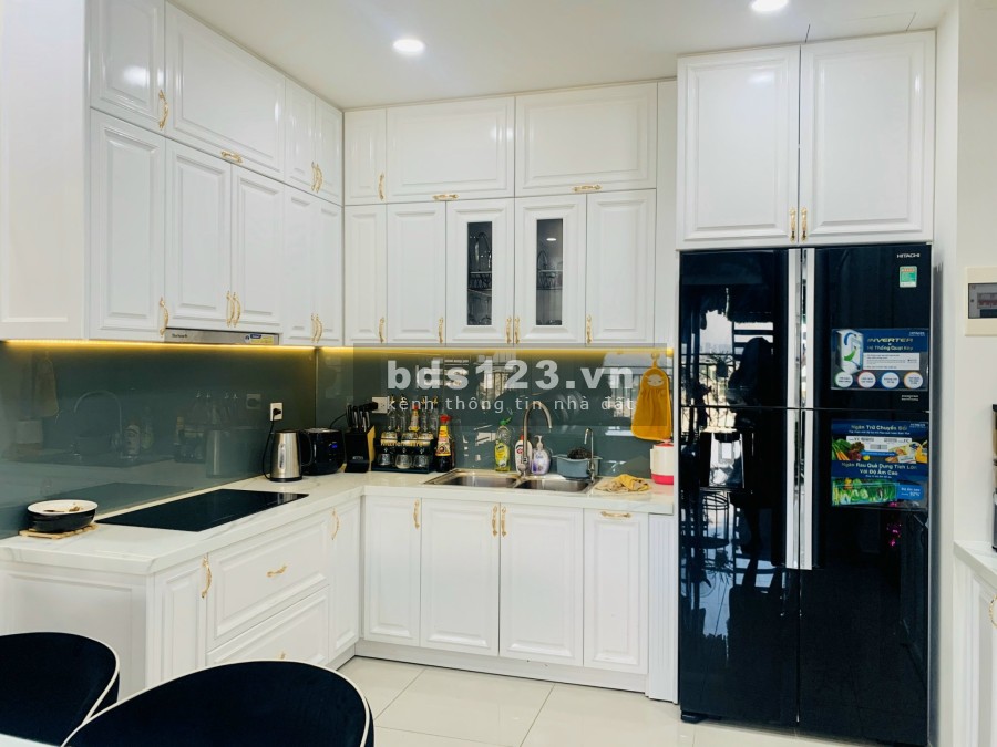 Bán căn hộ 2PN view sông nội thất cao cấp, sang trọng tại The Sun Avneue. Giá 4.25 tỷ bao thuế phí