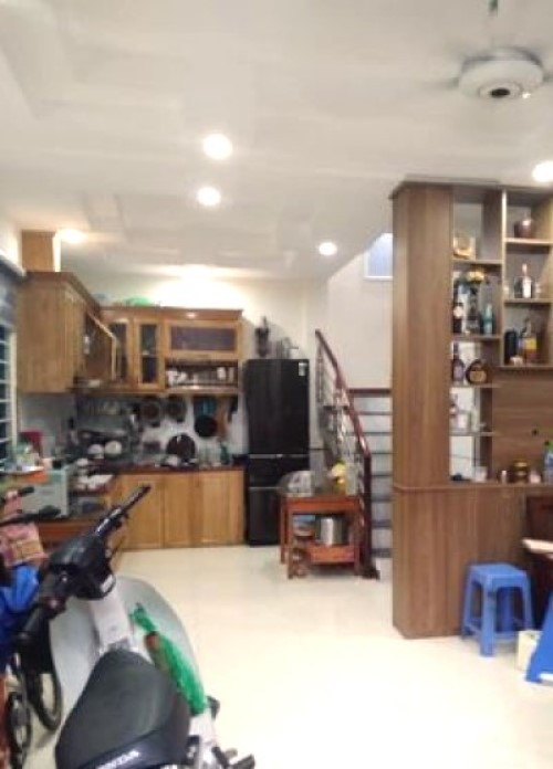 Bán nhà phố Mỹ Đình, dtsd 35m2, 5 tầng m 4.2m, giá bán 3.6 tỷ liên hệ: 0963736795