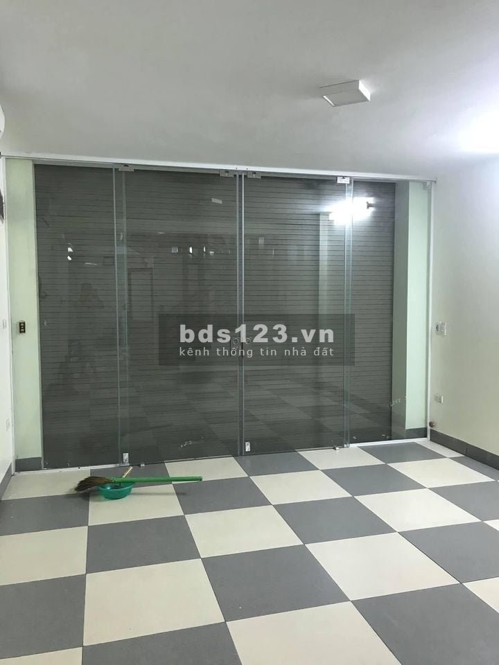 Giá bán 4.7 tỷ Giáp Nhất nhà cực đẹp ngõ rộng 4m sát Royall City diện tích 54m2, 5 tầng