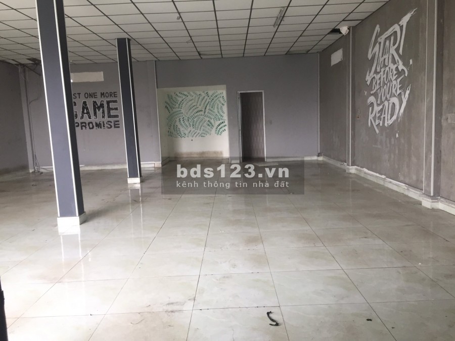 Chính chủ cho thuê mặt bằng Ung Văn Khiêm Bình Thạnh diện tích 300m2, 2 tầng
