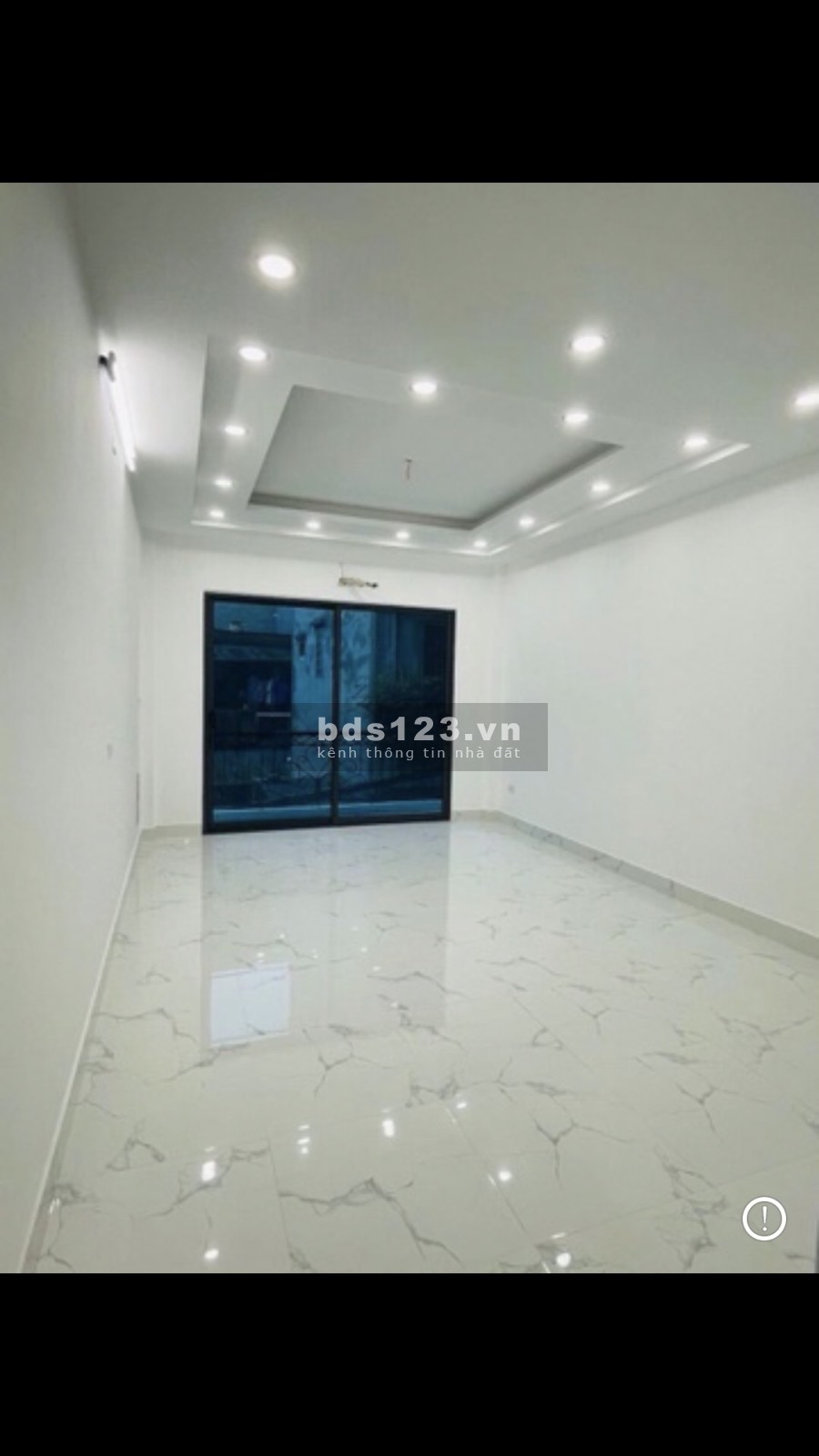 Bán nhà chính chủ Hai Bà Trưng dt 53m2 5 tầng gần 6tỷ,2 thoáng ngõ thông, sổ đỏ nét căng nở hậu