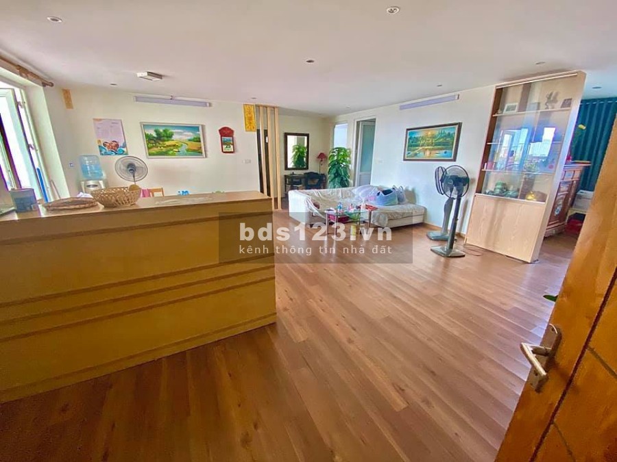 Bán nhà chính chủ Khương Đình, Nhà đẹp trung tâm Thanh Xuân 32m, 4m, Gía 4,5 tỷ, Ôtô đỗ cửa