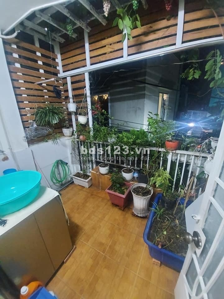 Bán nhà hẻm thông Bạch Đằng, P15, diện tích sử dụng 36.3m2, 3PN, giá bán 4.1 tỷ thương lượng