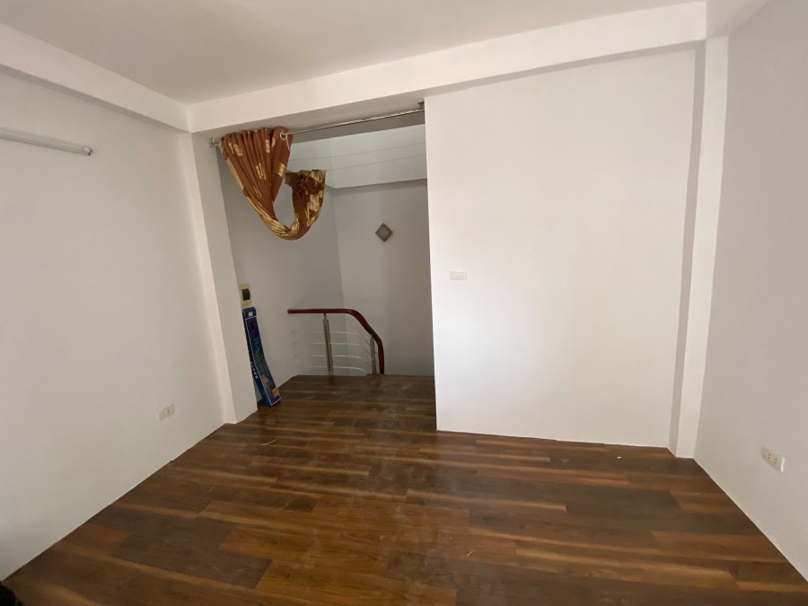 Bán nhà phân lô phố Lê Trọng Tấn, Thanh Xuân. Diện tích 38m2*5 tầng, ô tô gửi. Chỉ gần 4 tỷ
