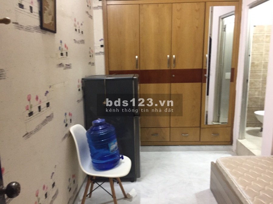 Cho thuê phòng Bạch Đằng hẻm xe hơi full nội thất lầu 1 giá chỉ 3,5 triệu